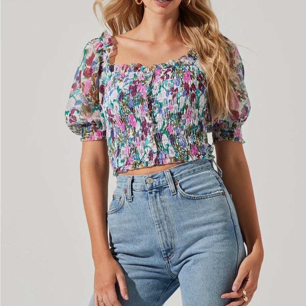 ASTR The Label Floral Top